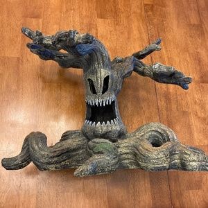 Large scary tree